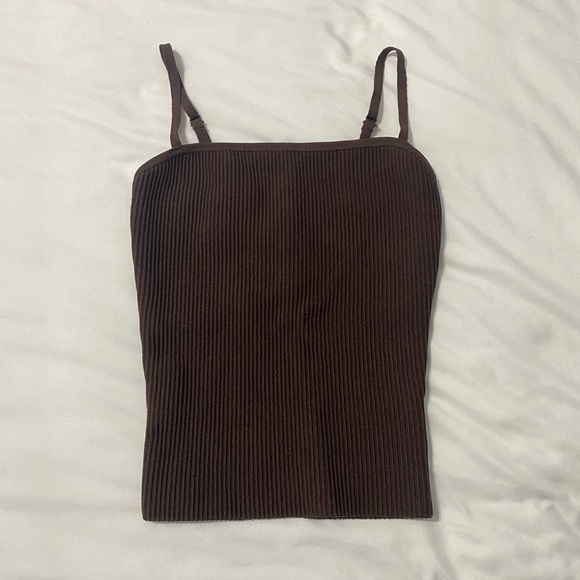 Aritzia Babaton Sculpt Knit Cami - Picture 2 of 3